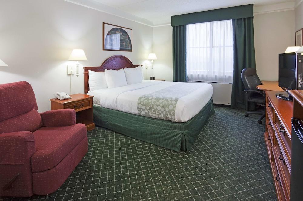 La Quinta By Wyndham Madison American Center Dış mekan fotoğraf