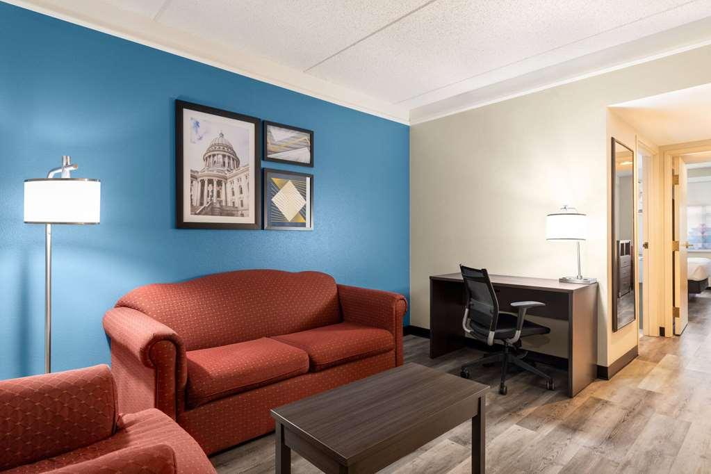 La Quinta By Wyndham Madison American Center Oda fotoğraf